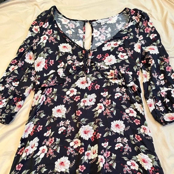 American Eagle Outfitters Dresses & Skirts - American Eagle floral black dress size Medium